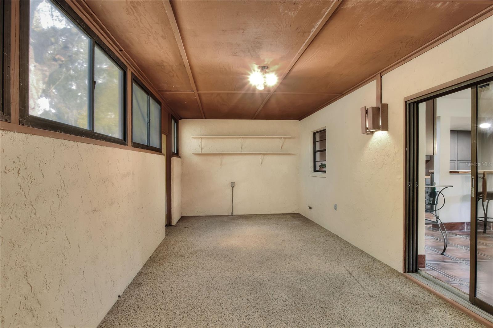 1880 N Crystal Lake Dr #4 Property Photo 21