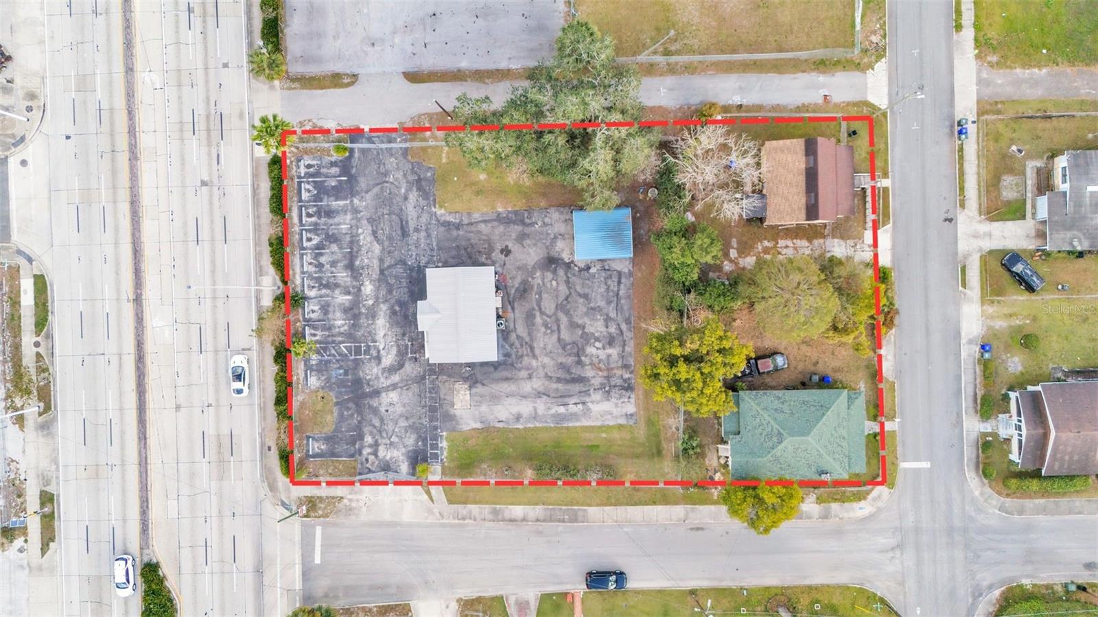 204 W Memorial Blvd Property Photo 5
