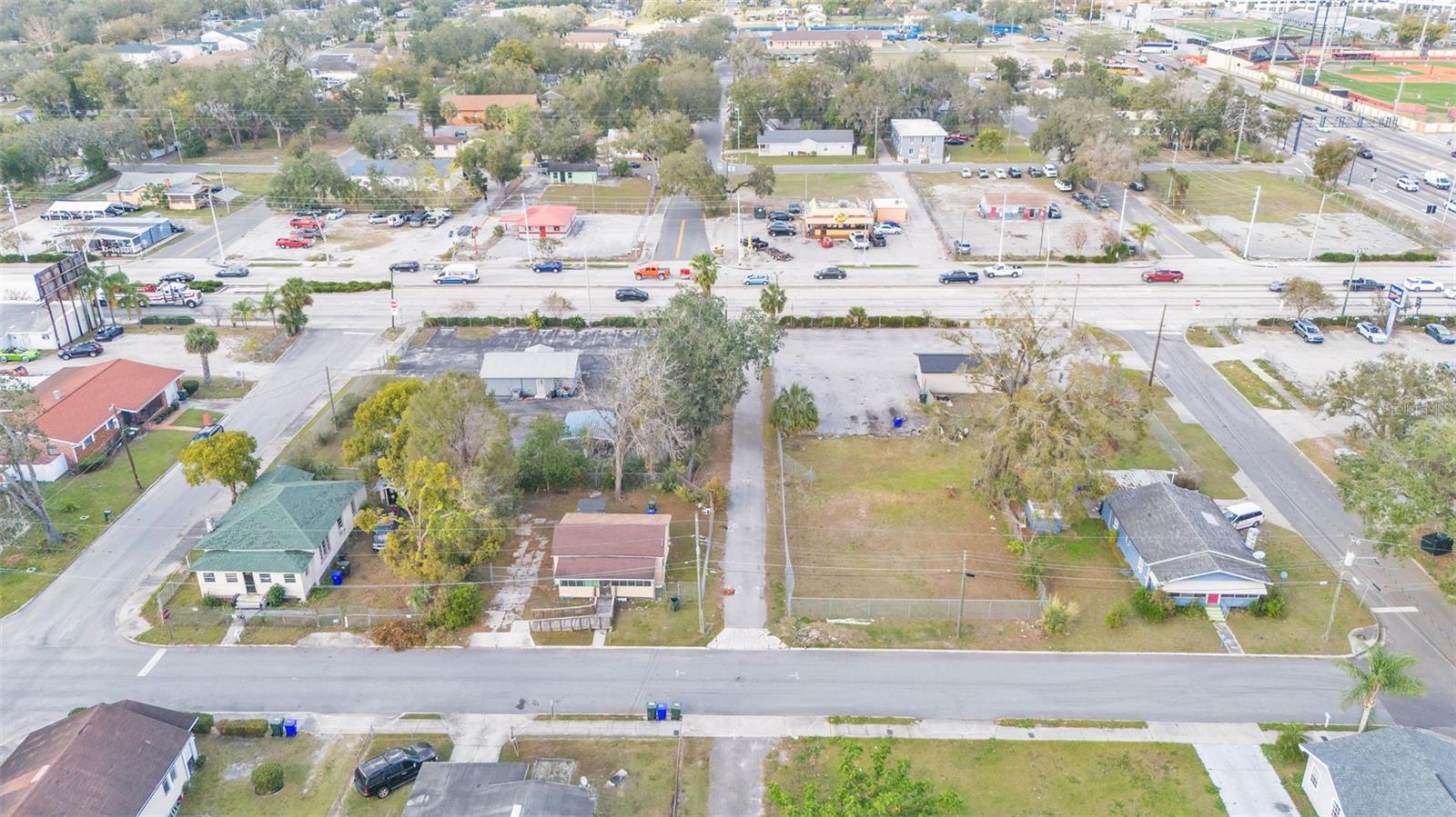 204 W Memorial Blvd Property Photo 16