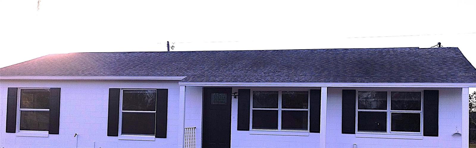 4752 Wales St Property Photo
