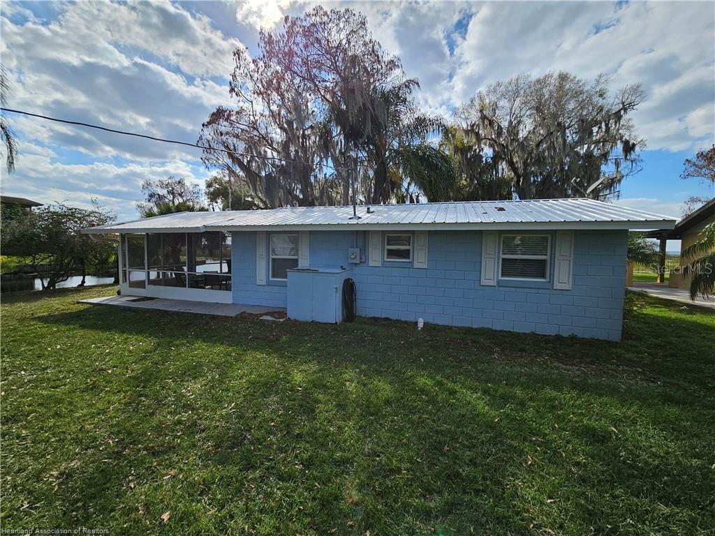 111 Cypress Pt Property Photo