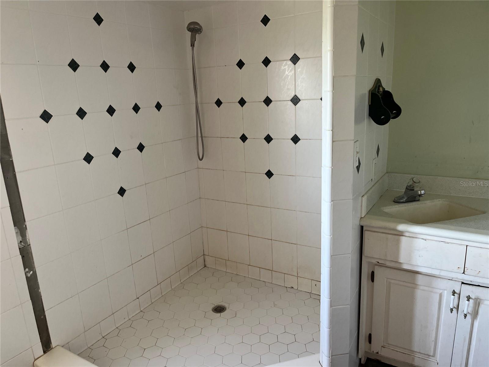 330 Callitris Ave Property Photo 29