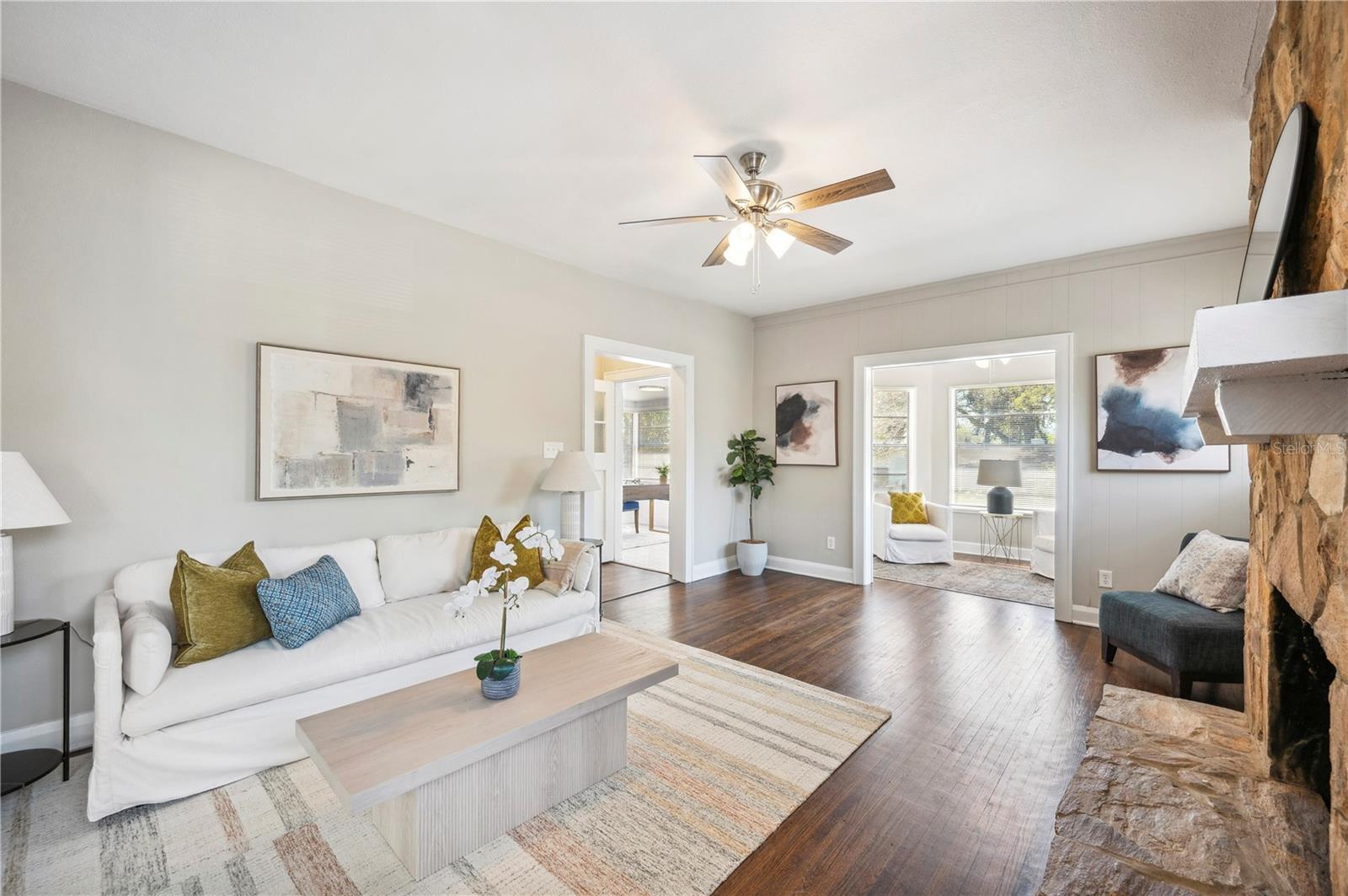 624 Woodward St Property Photo 4