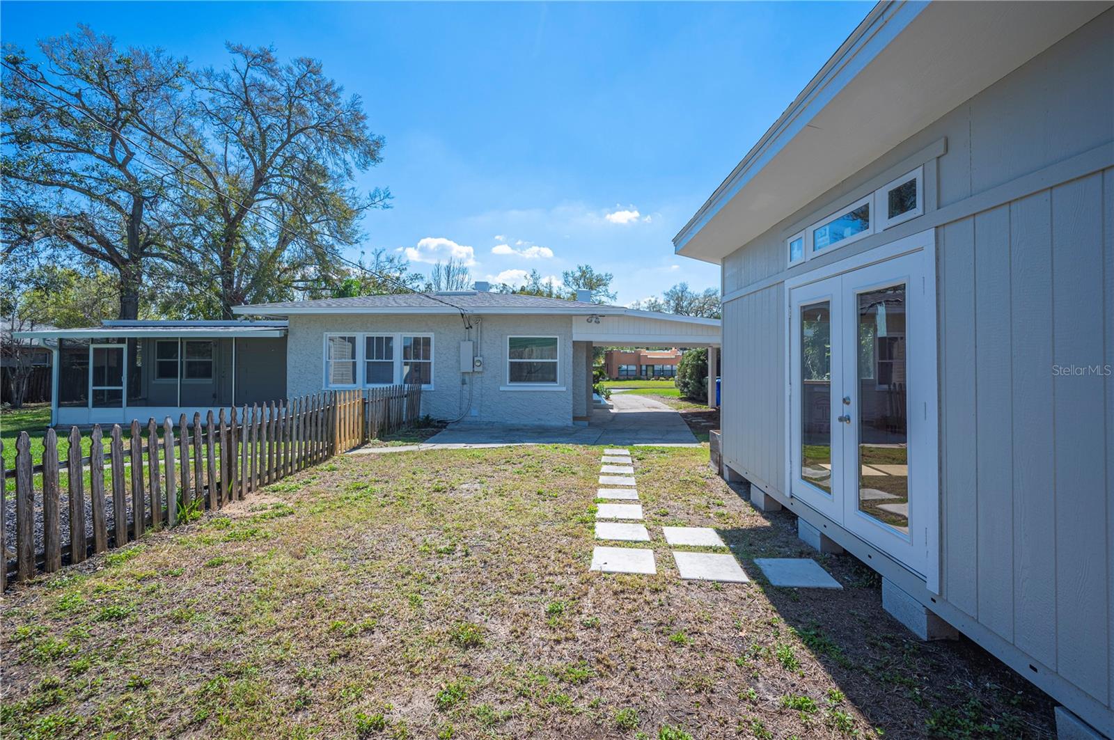 624 Woodward St Property Photo 42