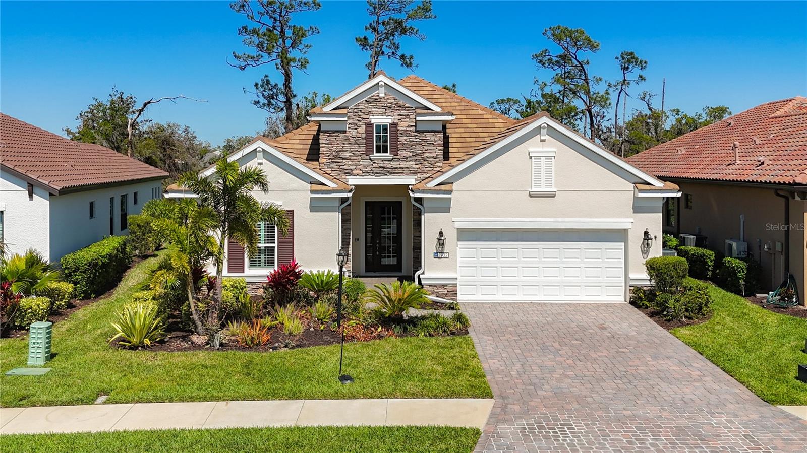 2932 Sky Blue Cv Property Photo