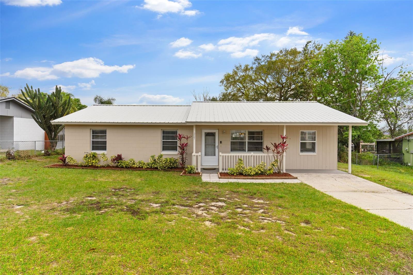 227 Dorothy St Property Photo