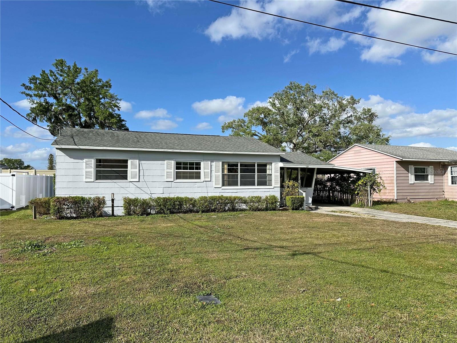 129 Nw 10th Dr Property Photo 1