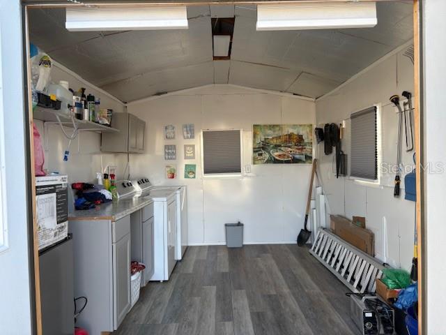 2504 Limewood Ave Property Photo 4