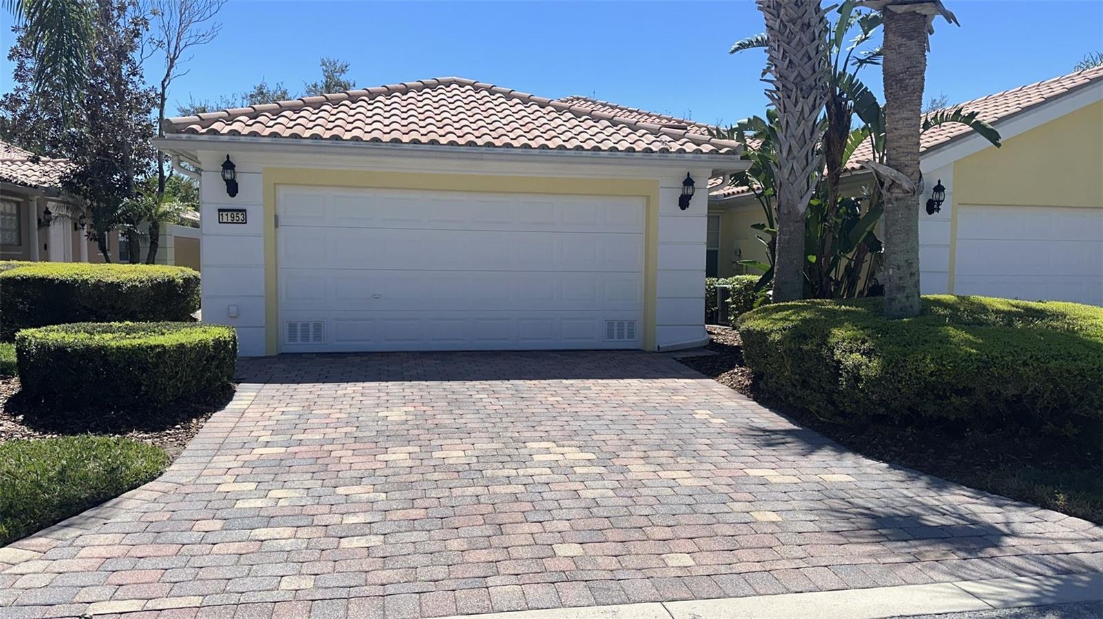 11953 Delfina Ln Property Photo