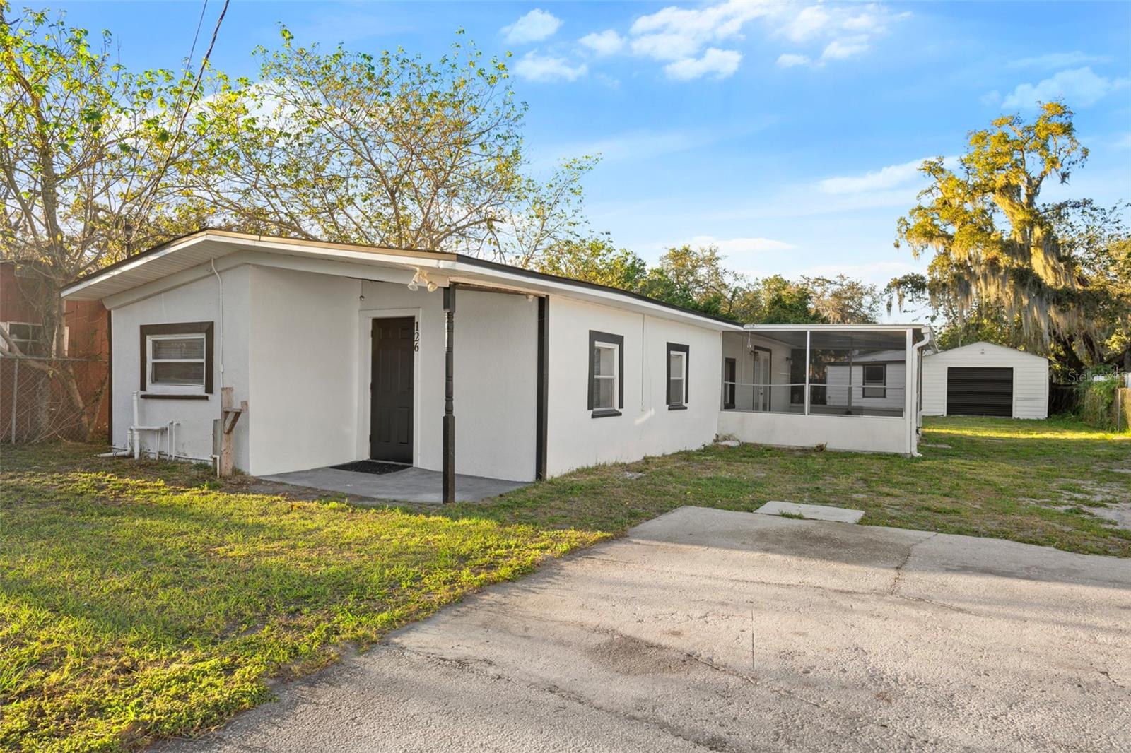 126 Mason St Property Photo