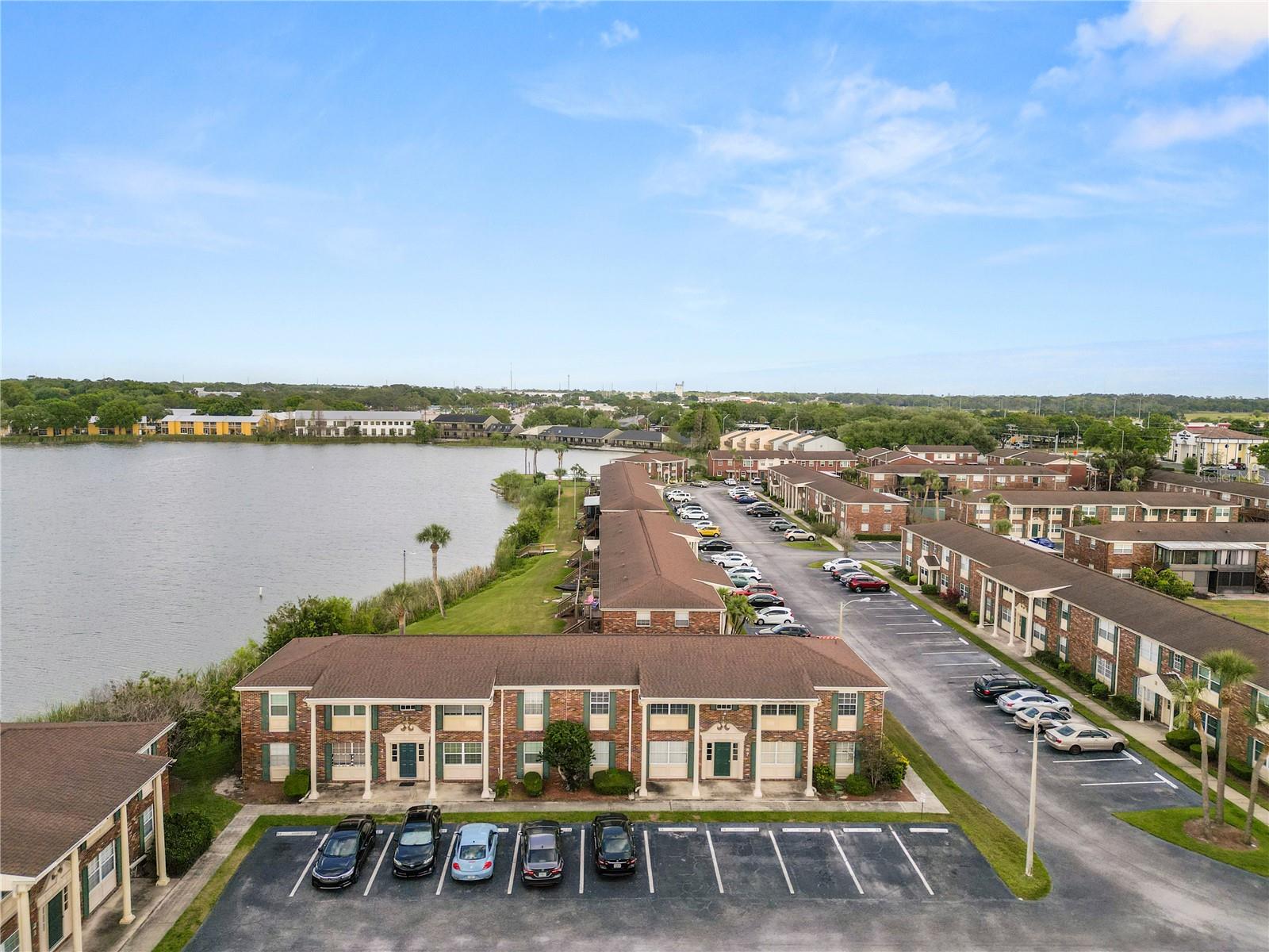 1920 E Edgewood Dr #t7 Property Photo 1