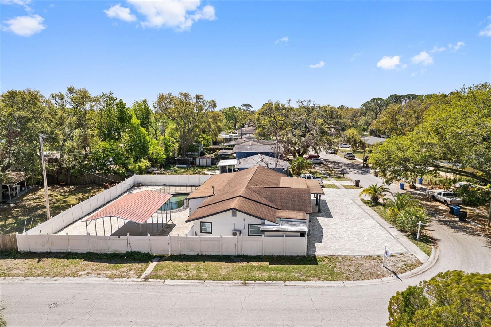 6421 Santa Monica Dr Property Photo 36