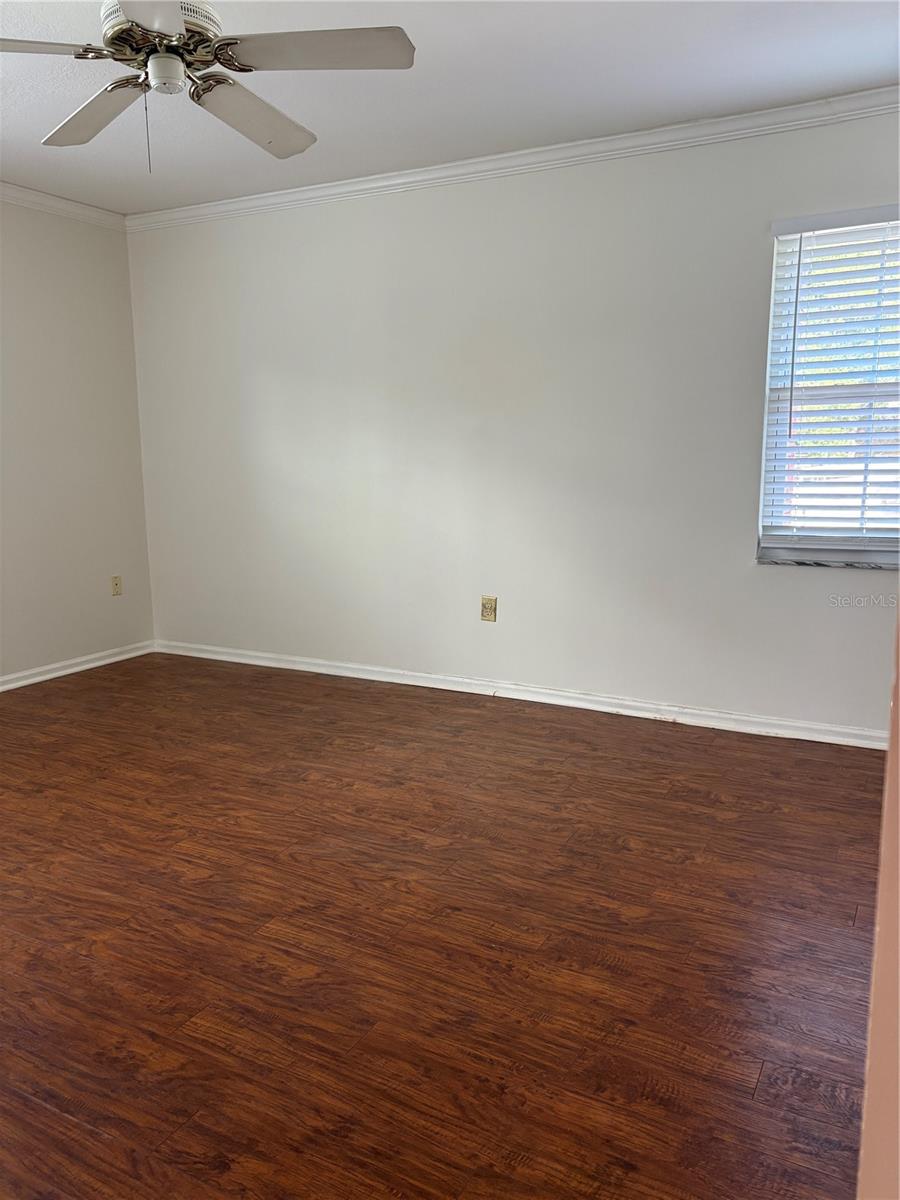 1135 Palace Pl Property Photo 25