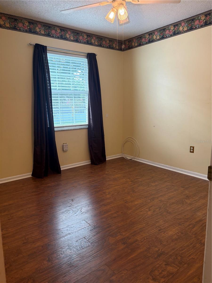 1135 Palace Pl Property Photo 29