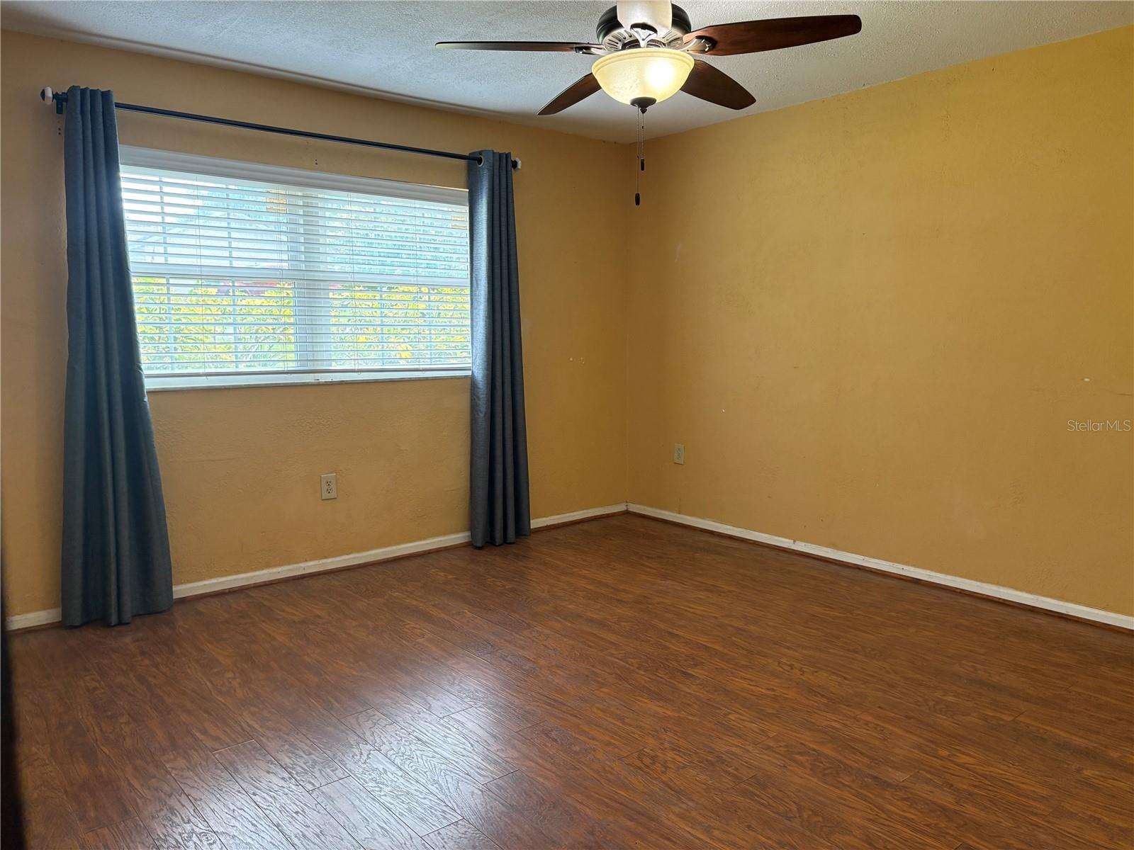 1135 Palace Pl Property Photo 39