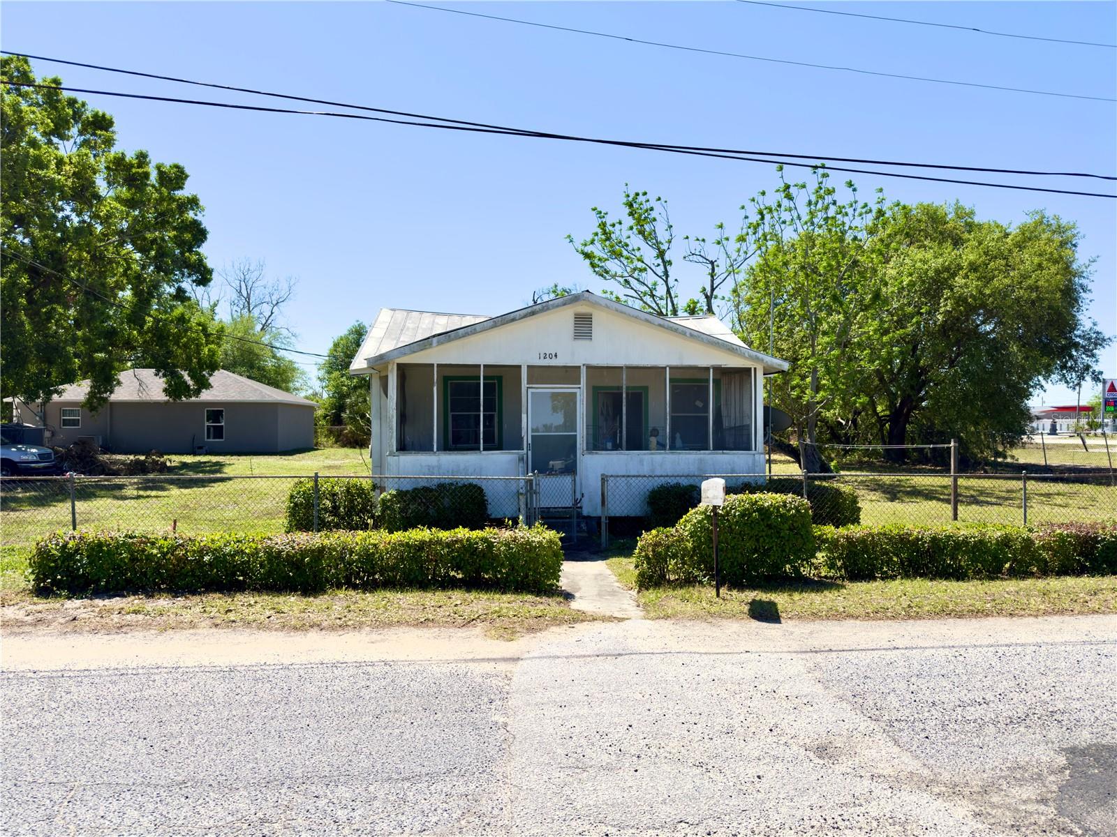 1204 Harding Ave Property Photo