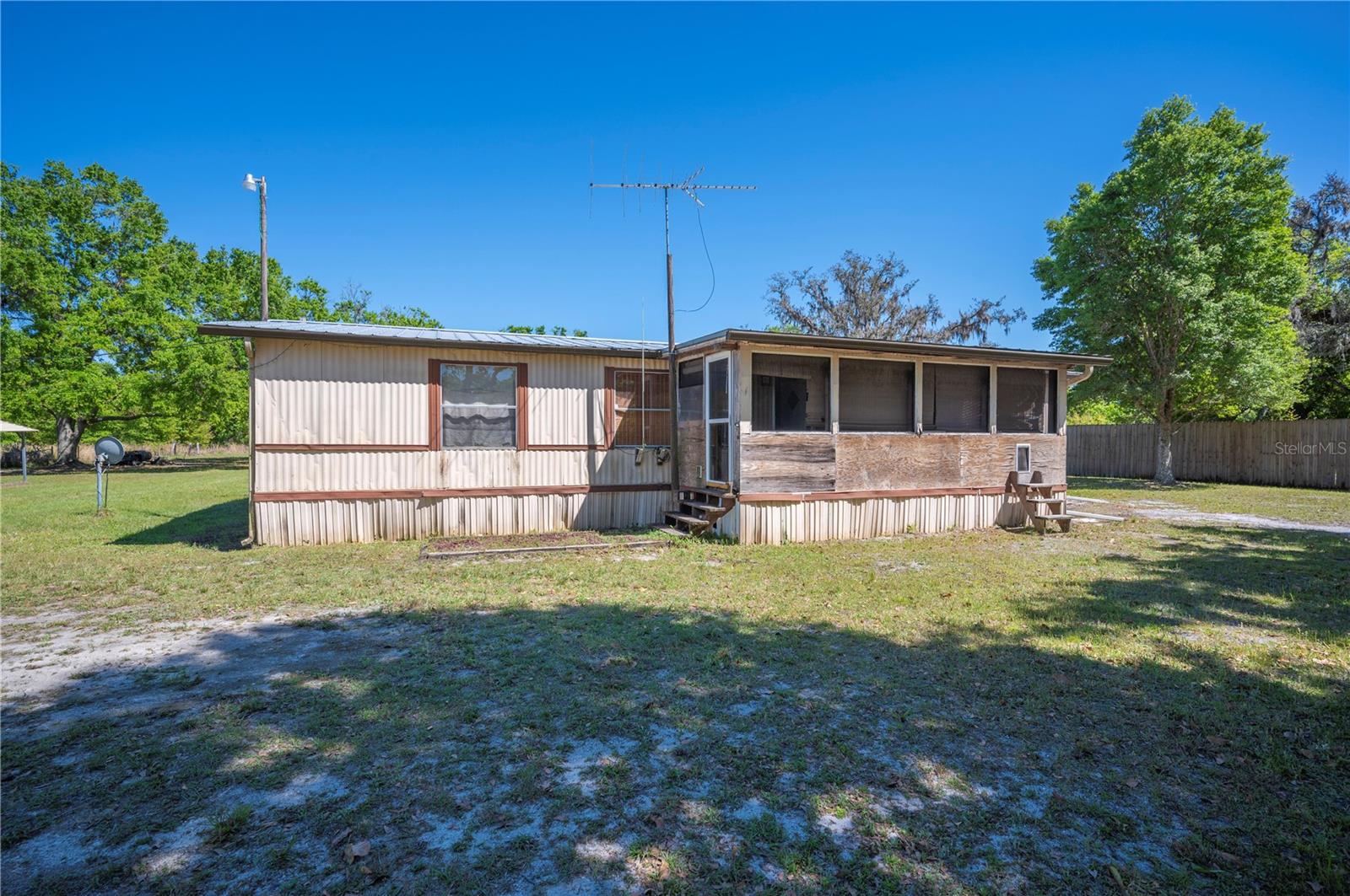 10905 Country View Dr Property Photo