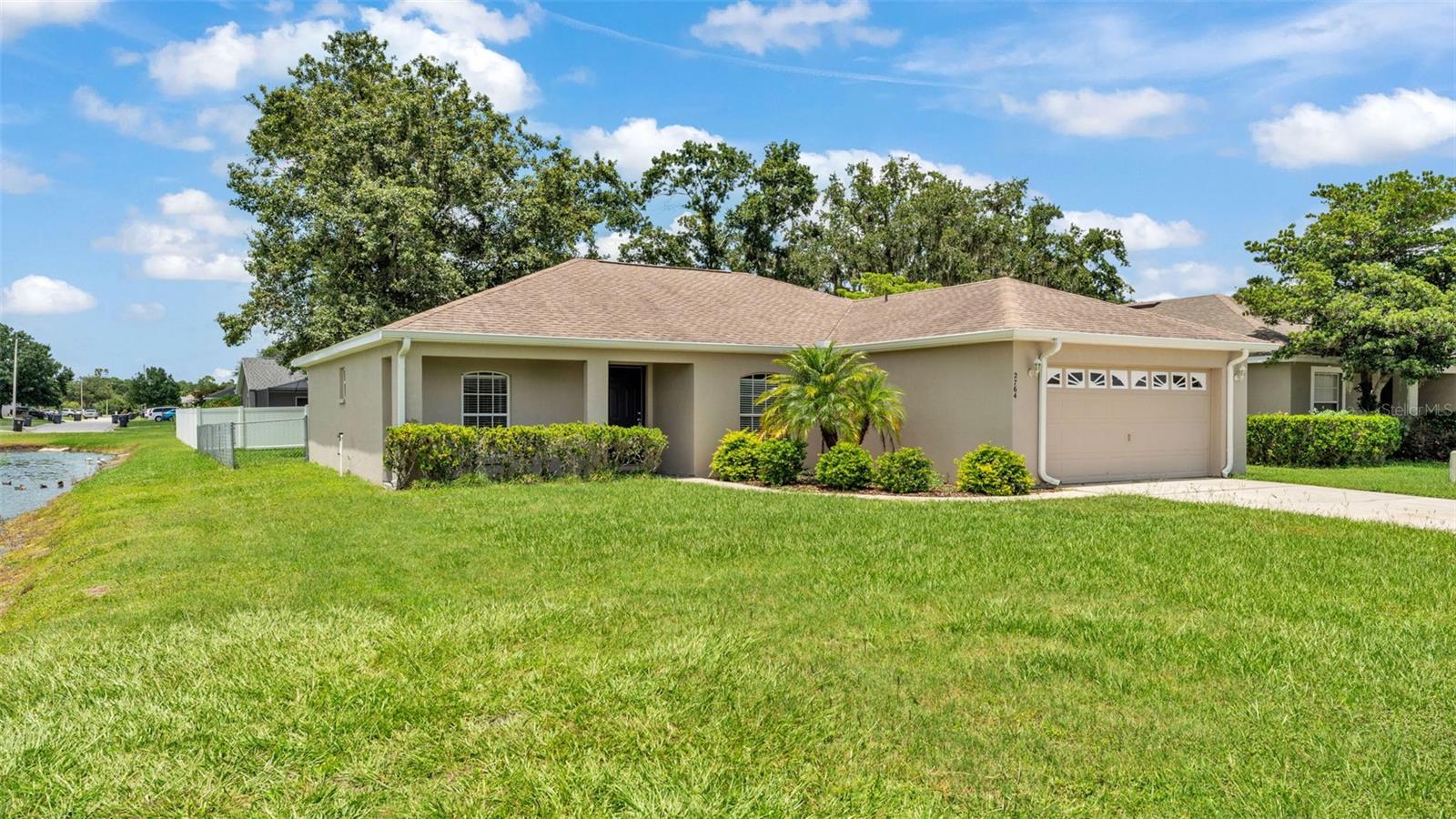 2764 Oak Hammock Loop Property Photo 2