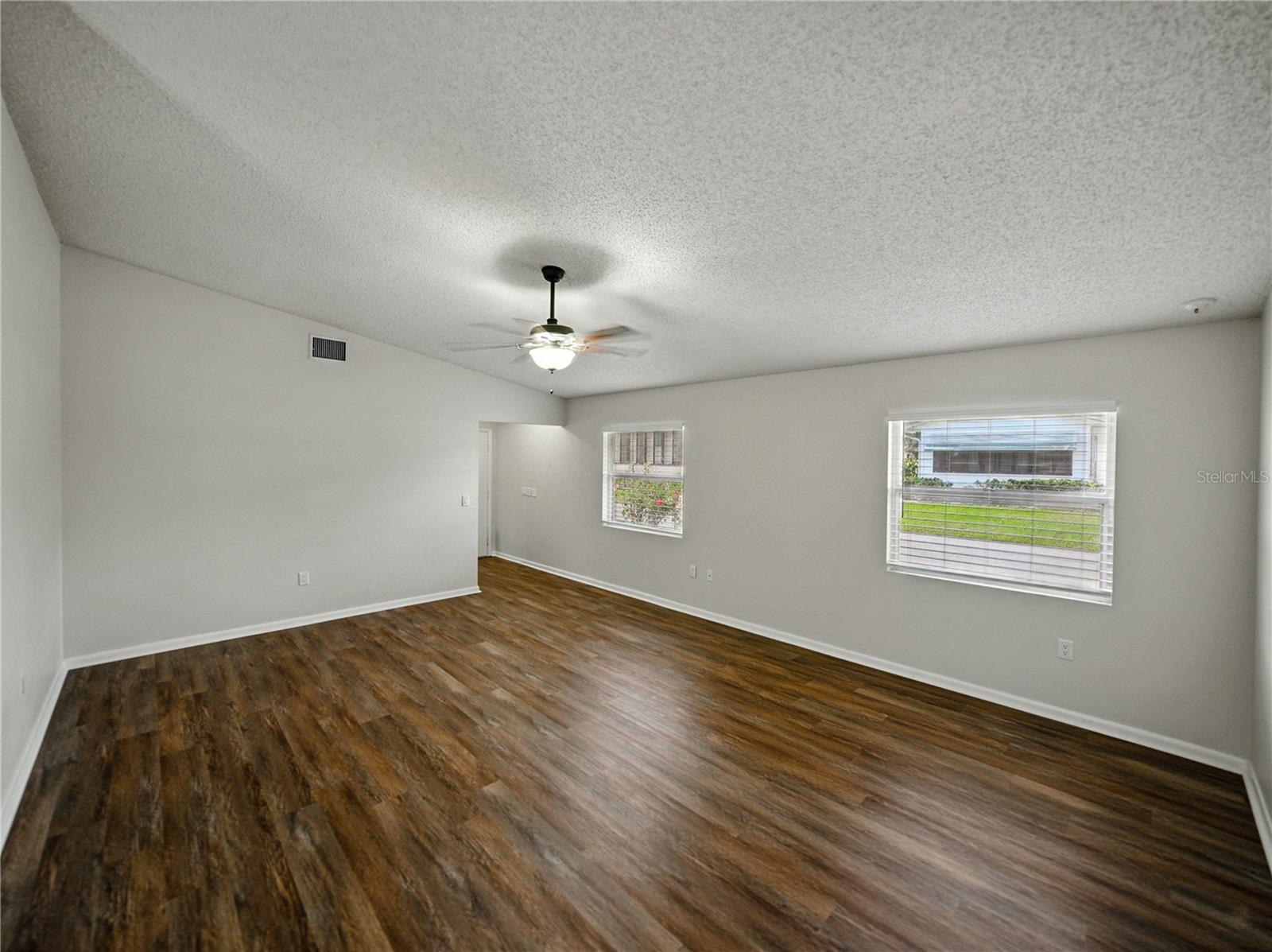 4965 Goldenview Ln Property Photo 16