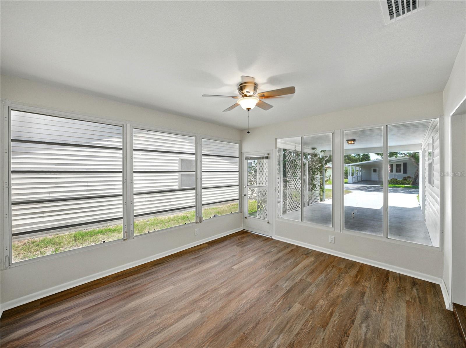 4965 Goldenview Ln Property Photo 21