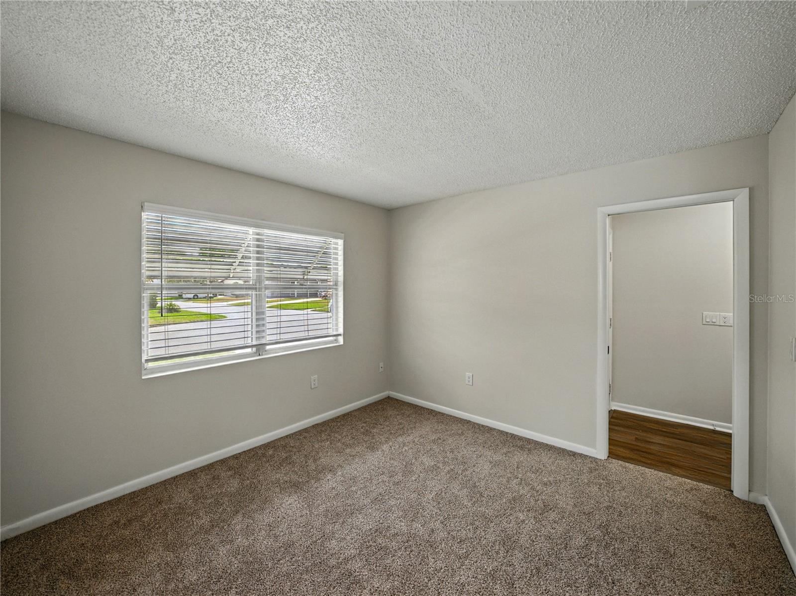 4965 Goldenview Ln Property Photo 32