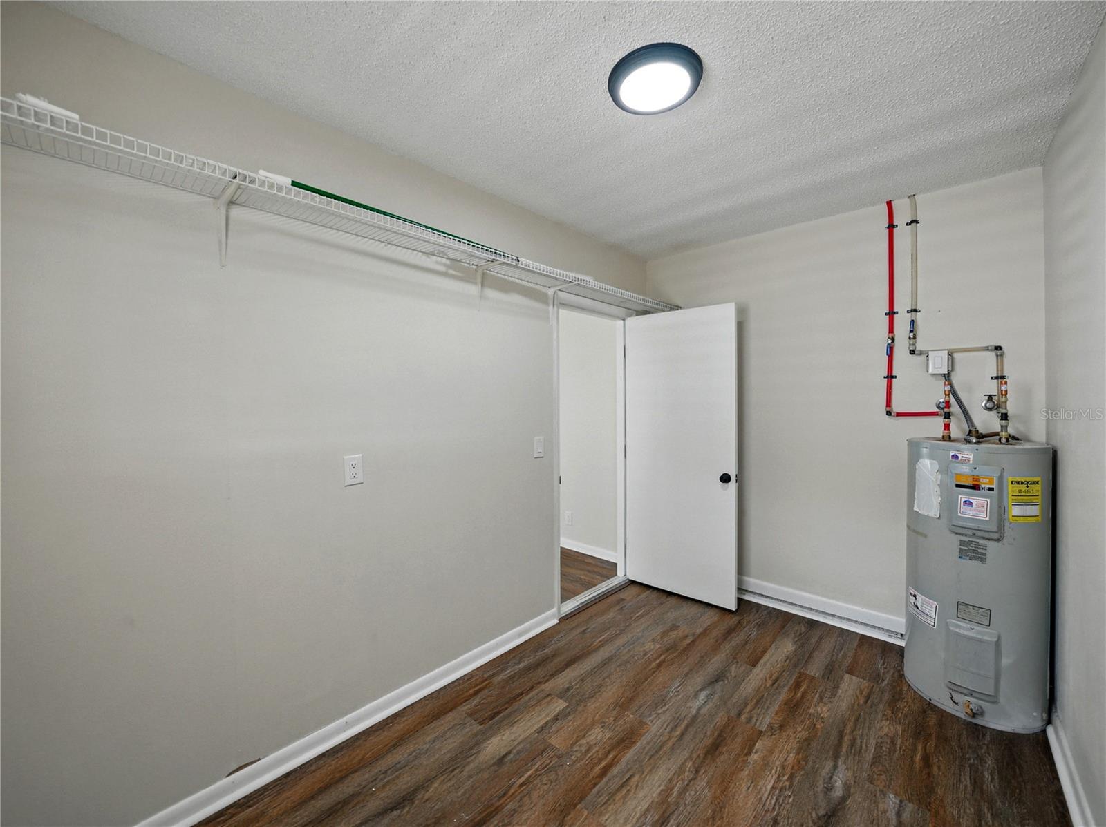 4965 Goldenview Ln Property Photo 37