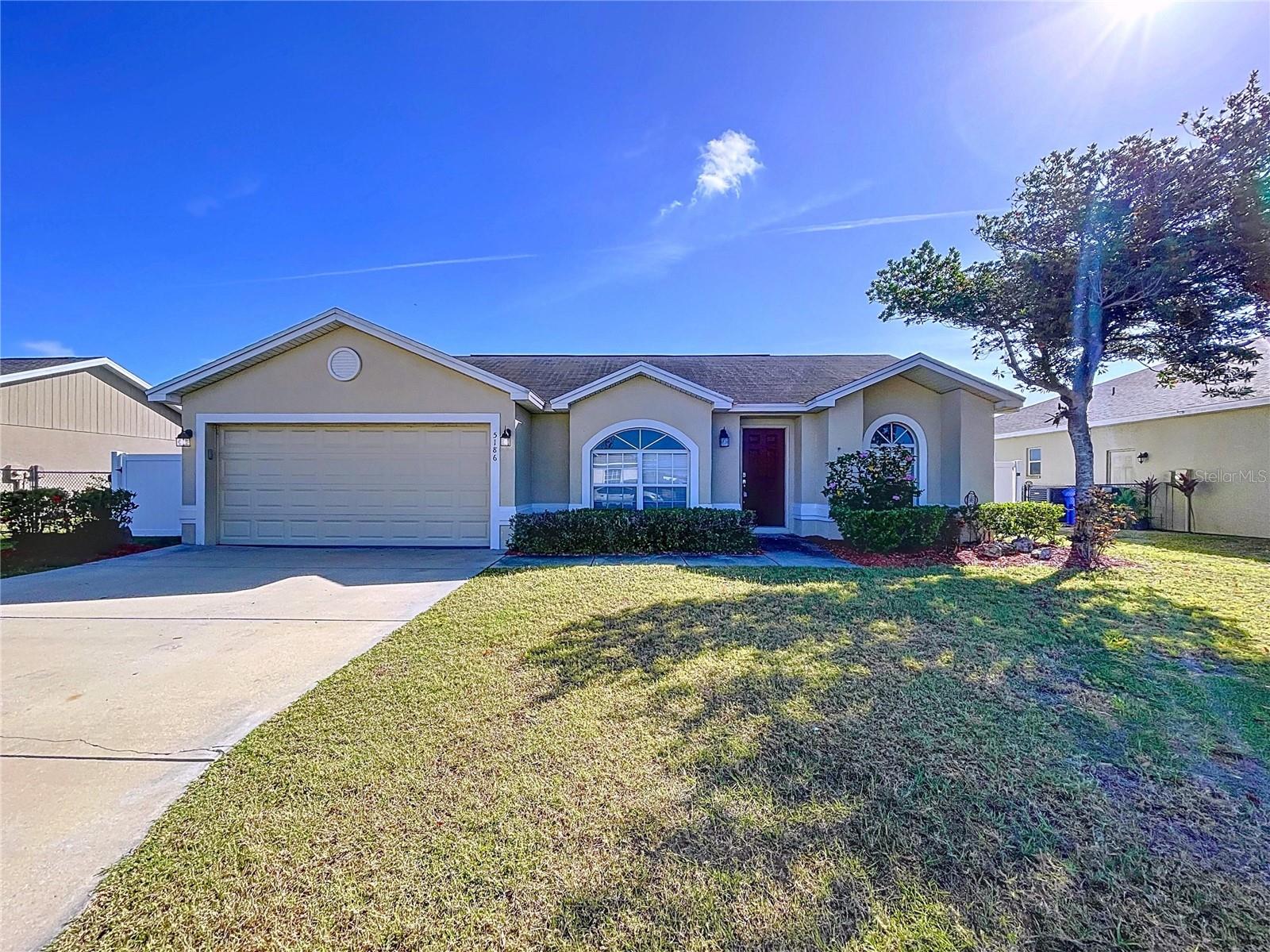 5186 White Egret Ln E Property Photo