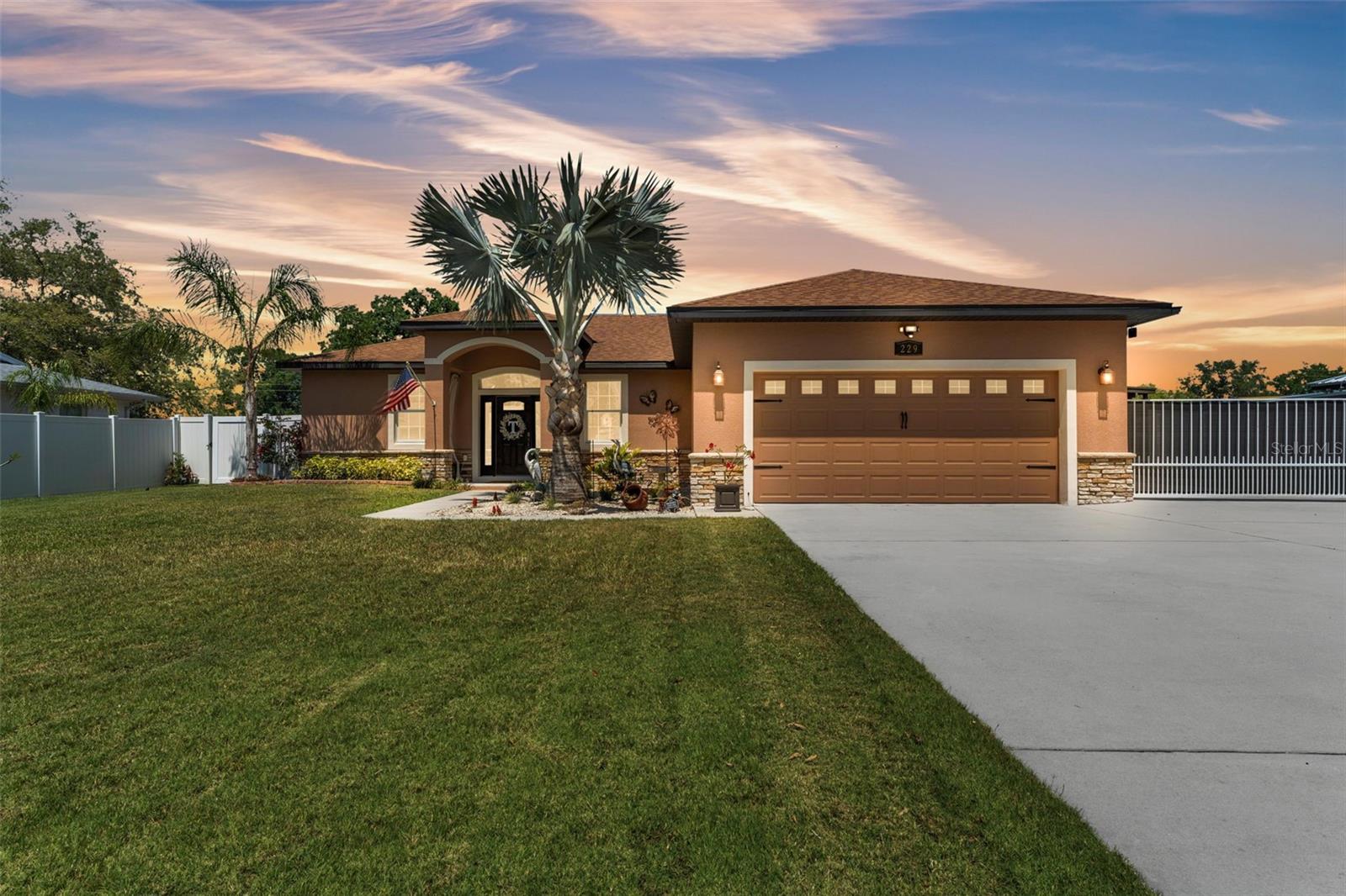 229 Leitha Way Property Photo