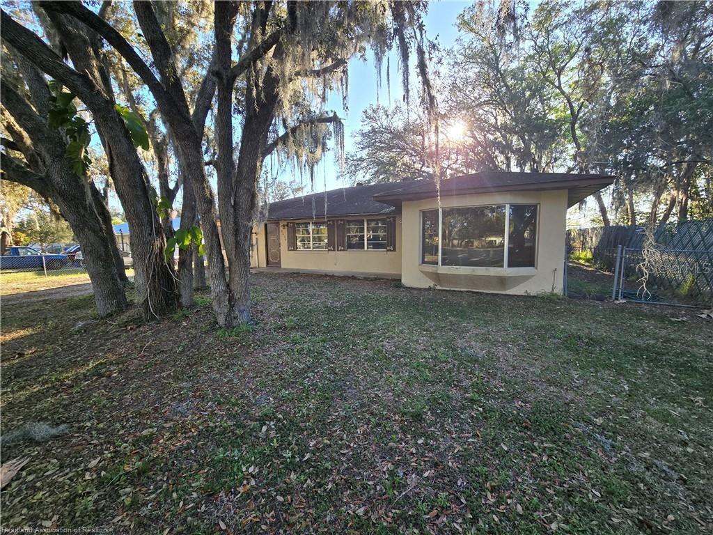 3019 Sabal Palm Dr Property Photo
