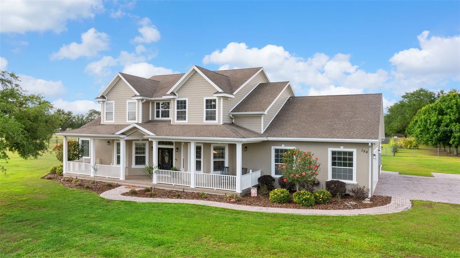 150 Berkley Knights Dr Property Photo