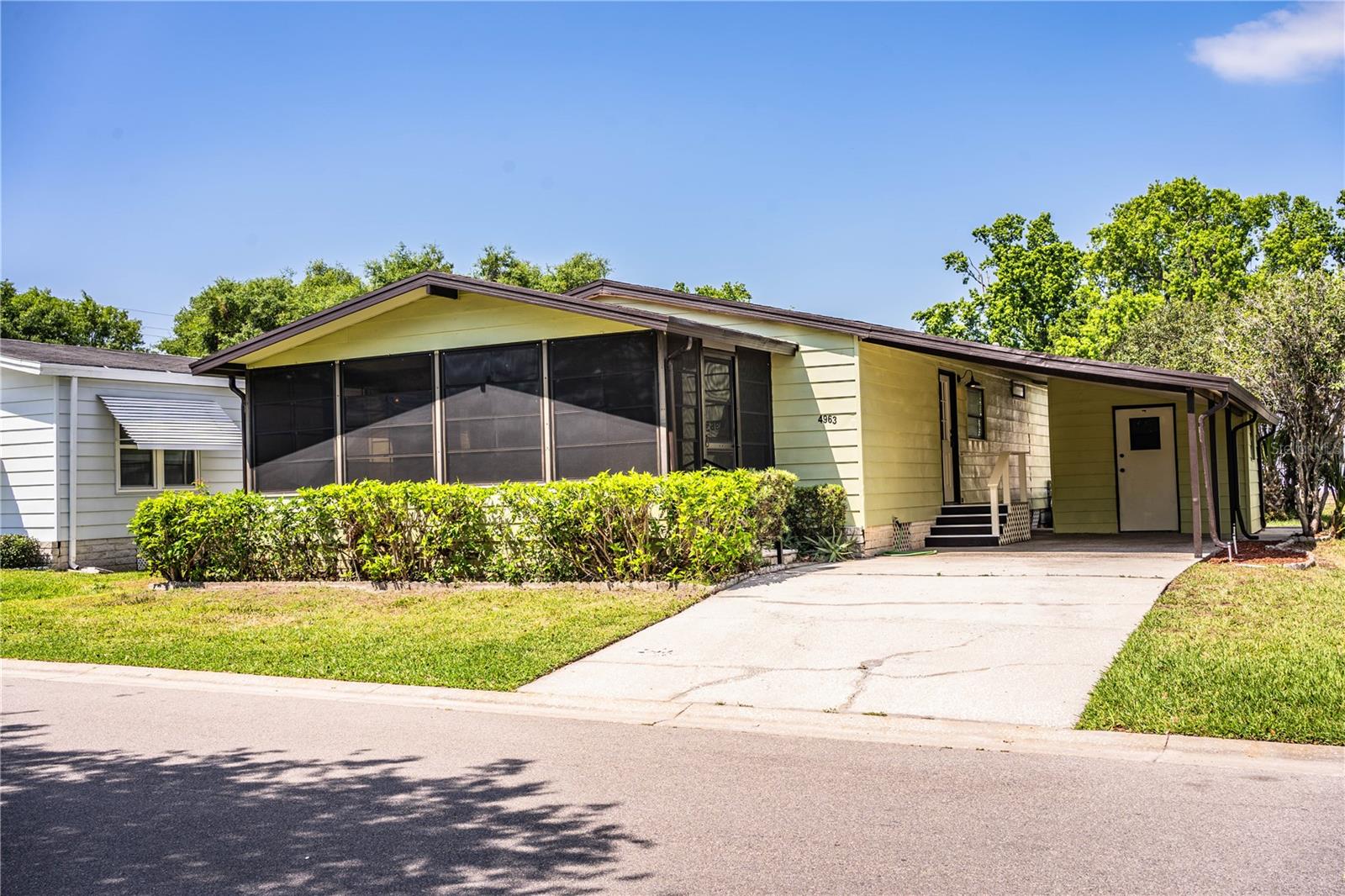 4963 Colonnades Club Blvd Property Photo 1