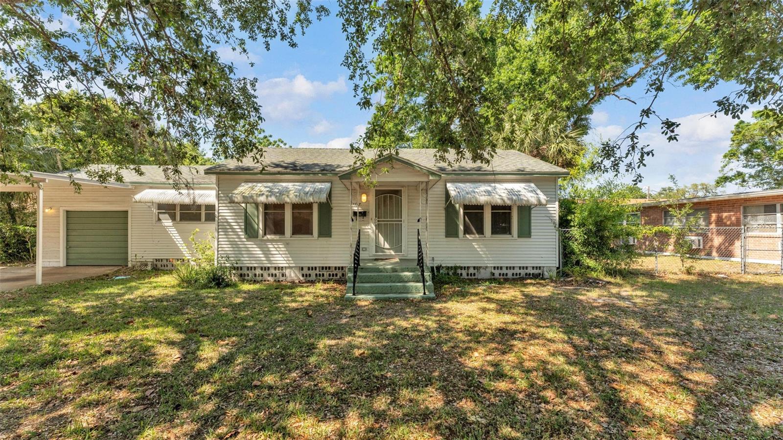 1117 Oakhill St Property Photo 1