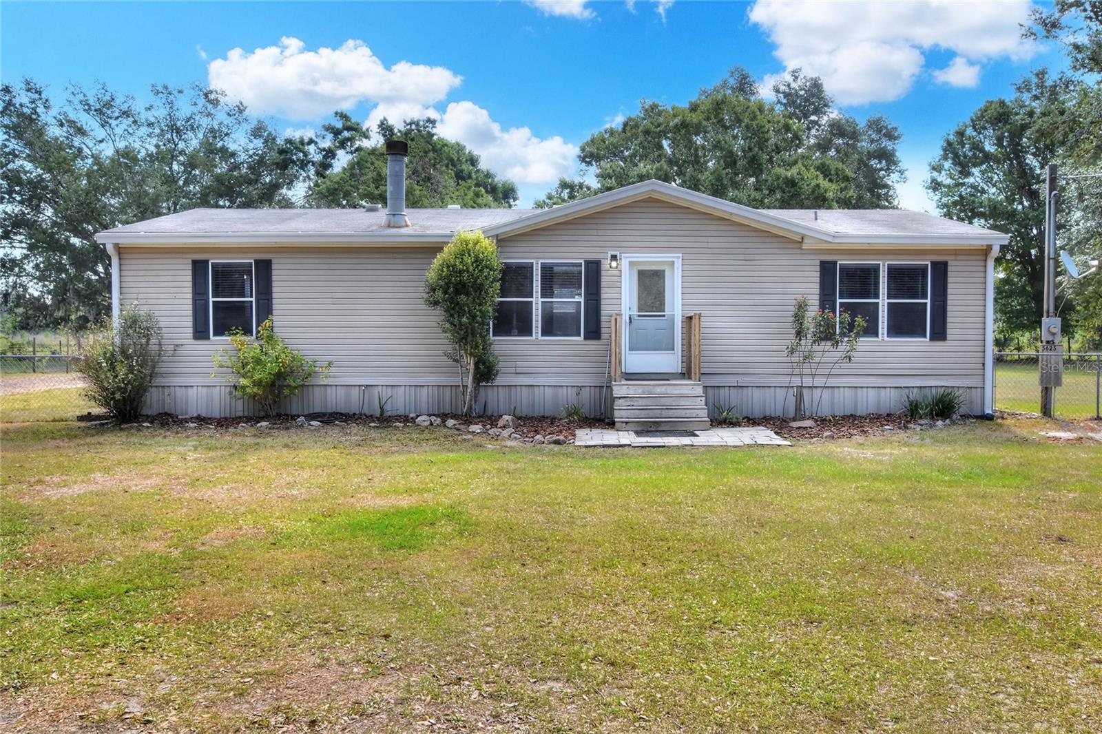 5625 Christine Rd Property Photo 1