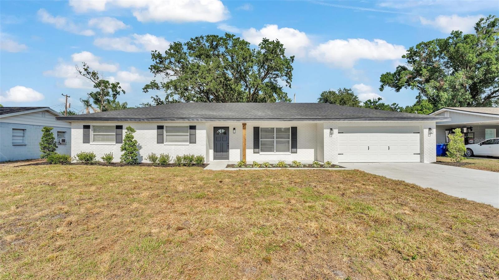 4028 S Wellington Dr Property Photo 1