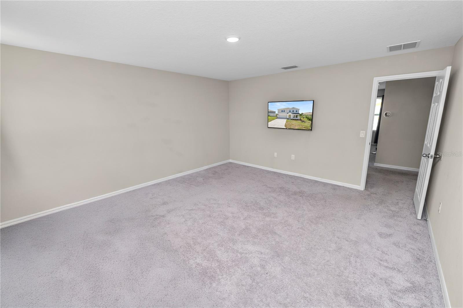 5463 Arlington River Dr Property Photo 23