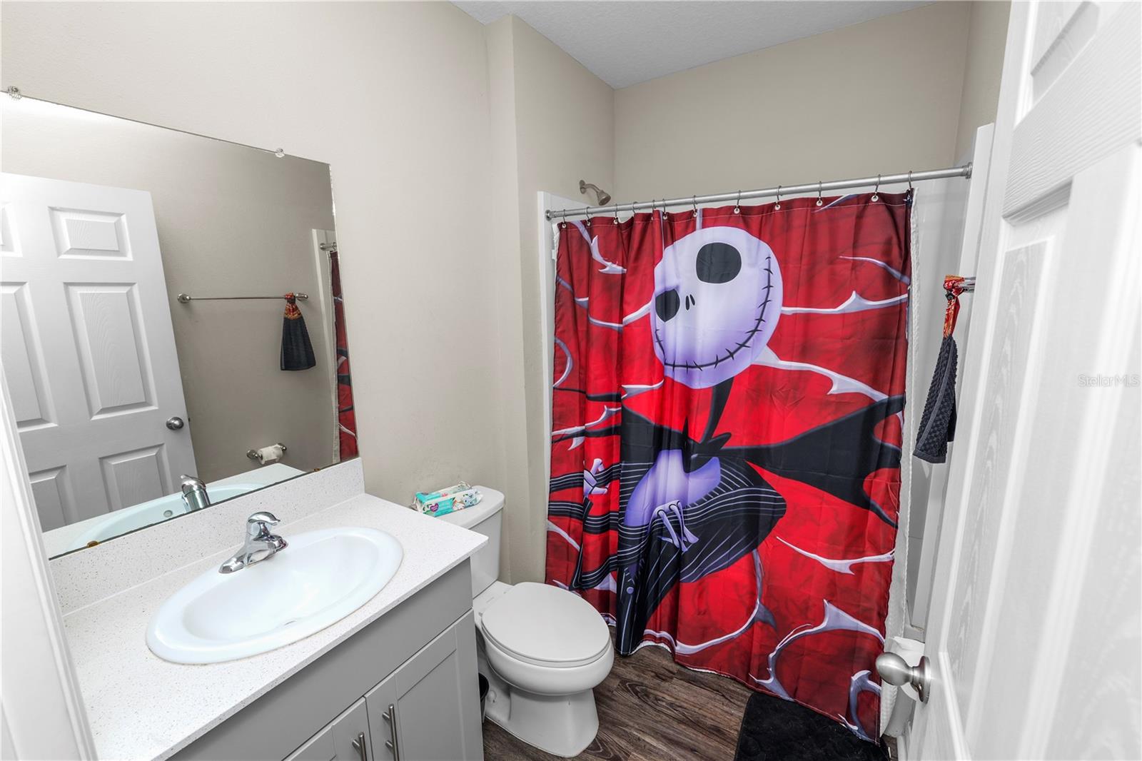 5463 Arlington River Dr Property Photo 32