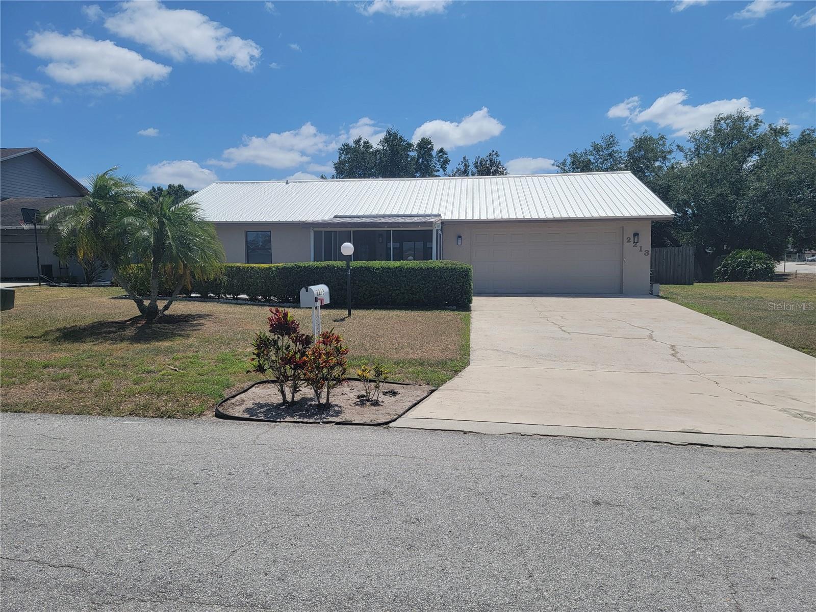 2213 Eastmeadows Rd Property Photo 1
