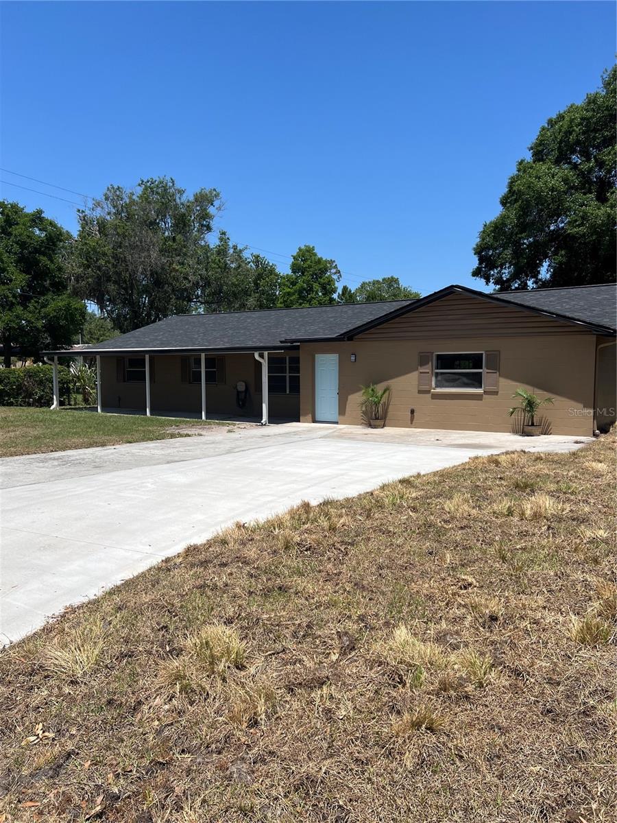 4127 Grove Pl Property Photo 1