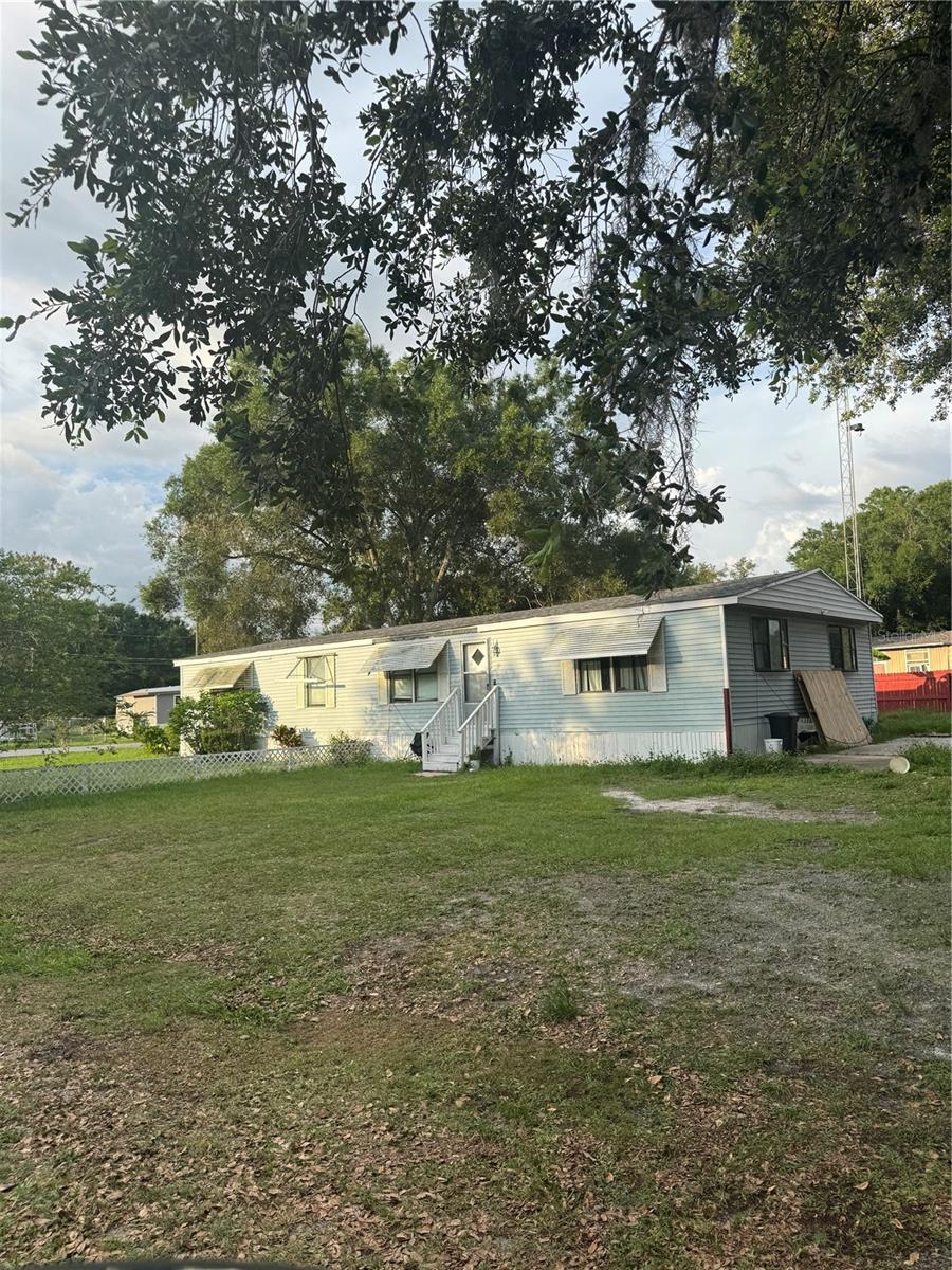 2621 Island Oaks W Property Photo