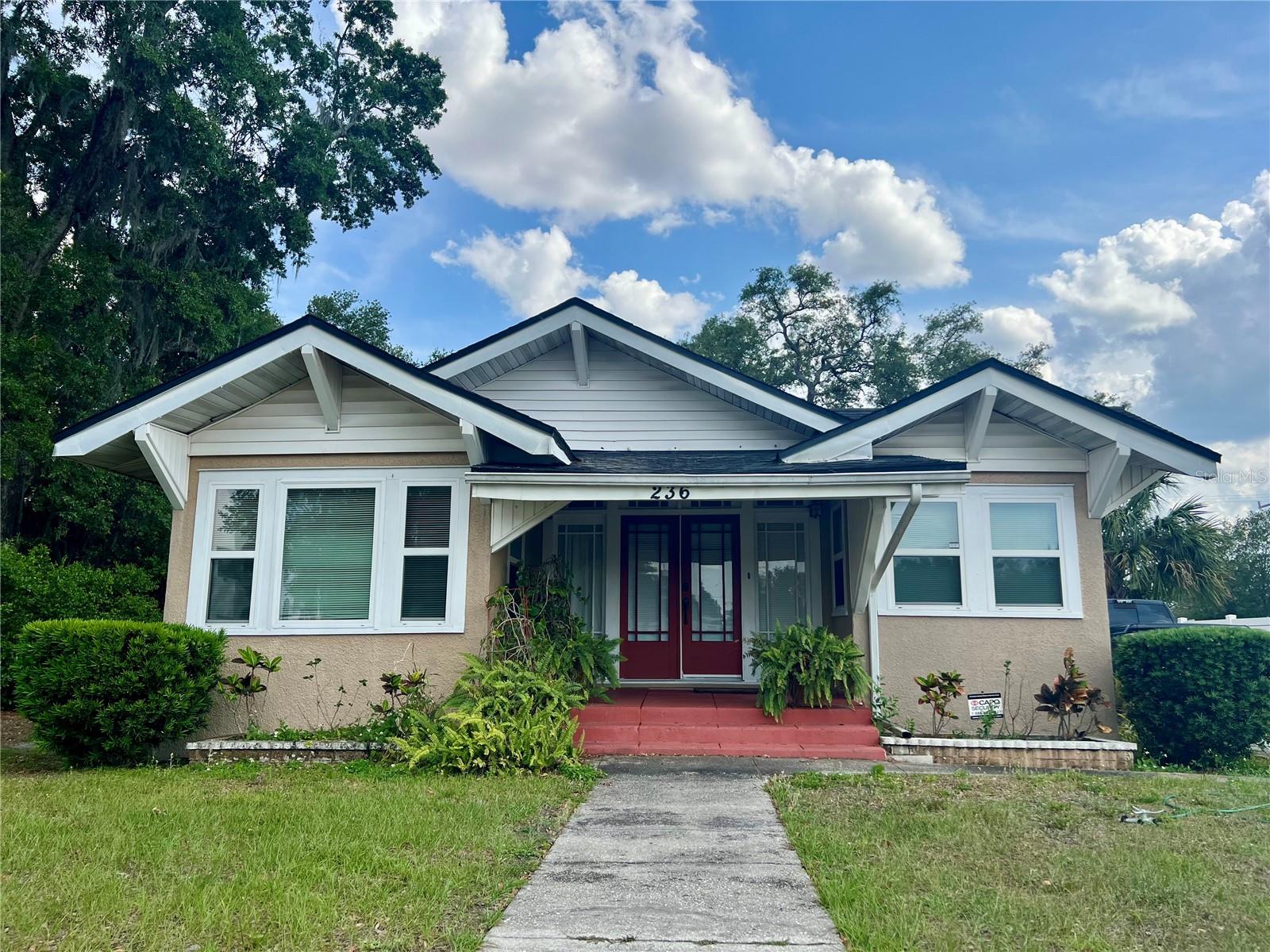 236 E Seminole Ave Property Photo 1