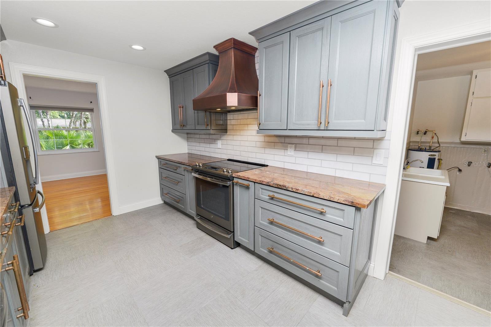 509 Rob Roy St Property Photo 10
