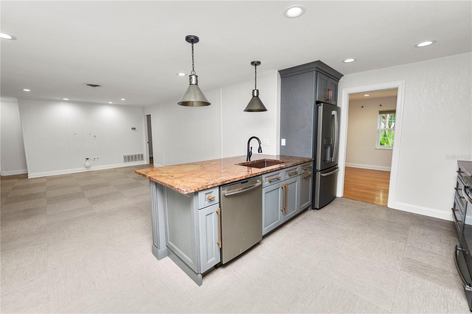 509 Rob Roy St Property Photo 11