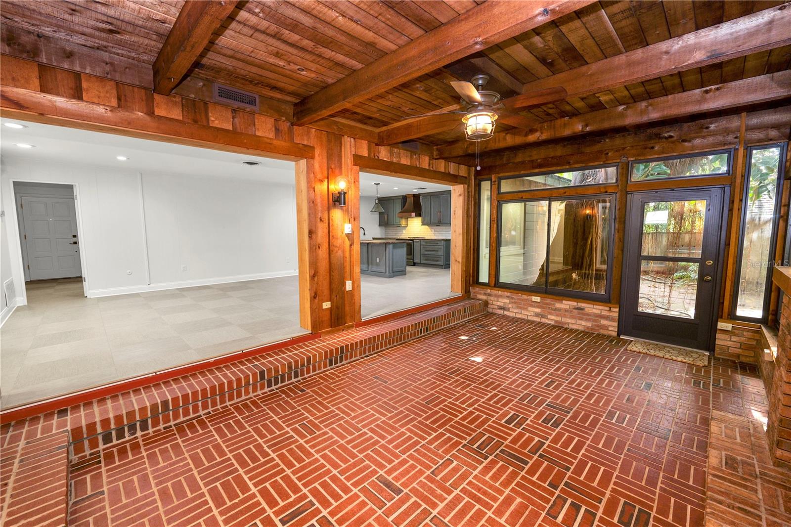 509 Rob Roy St Property Photo 25