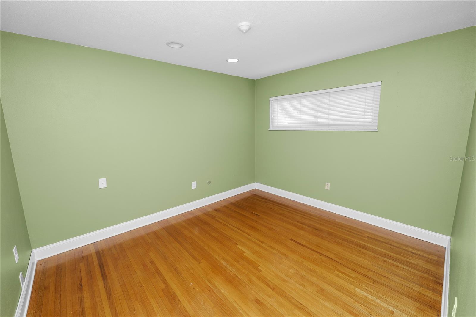 509 Rob Roy St Property Photo 32