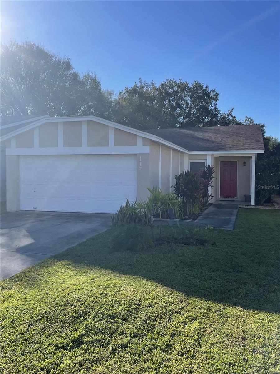 1410 BRAMBLEWOOD DR Property Photo 1