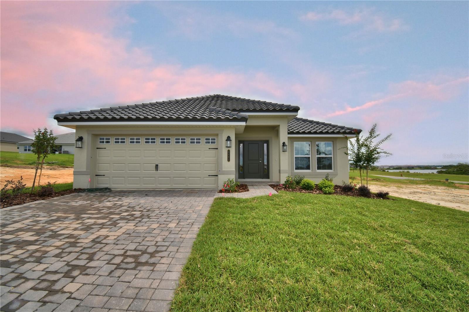 5409 WATERSIDE DR Property Photo 1