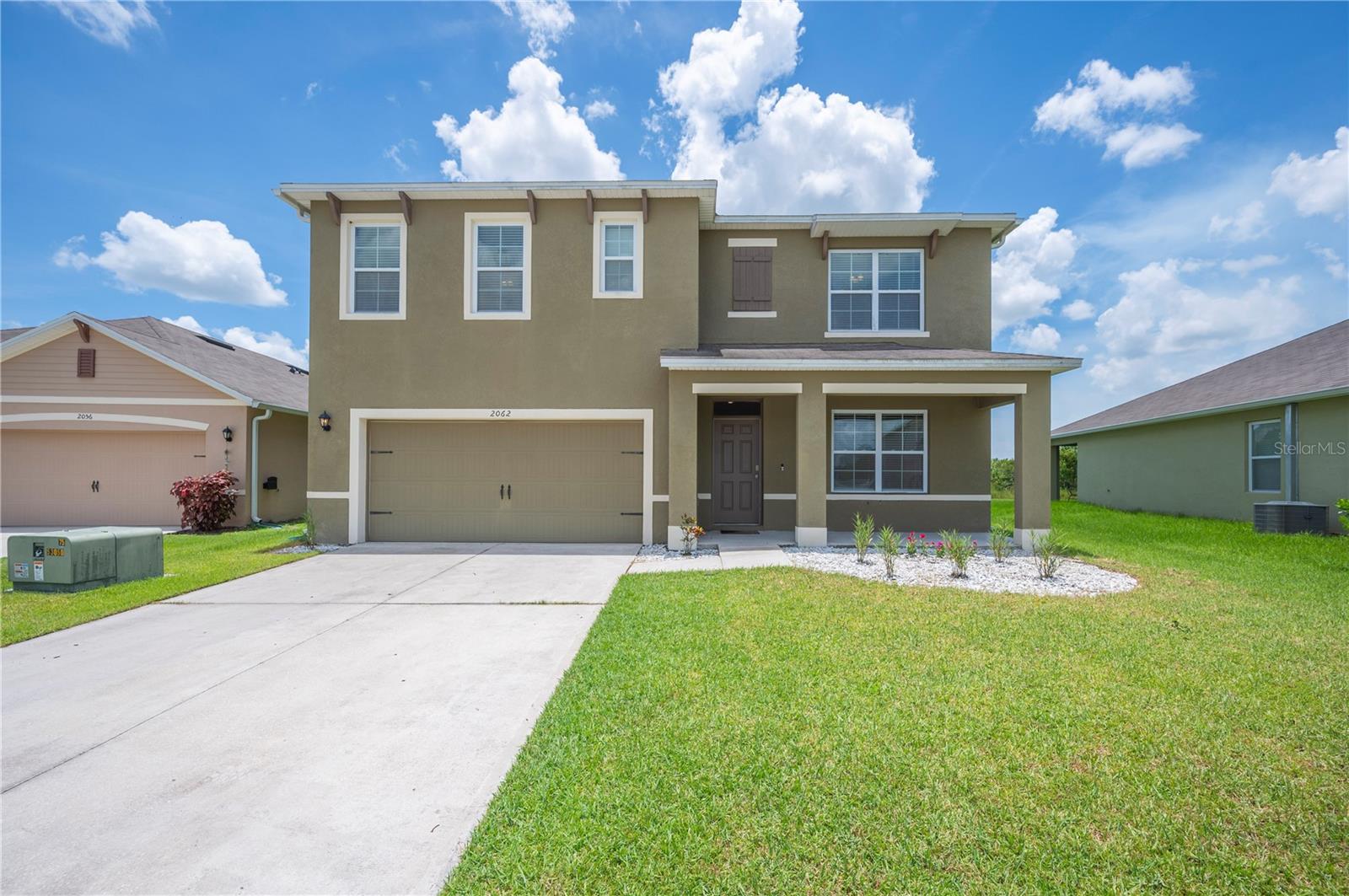 2062 BLUE HIGHLANDS DR Property Photo 1