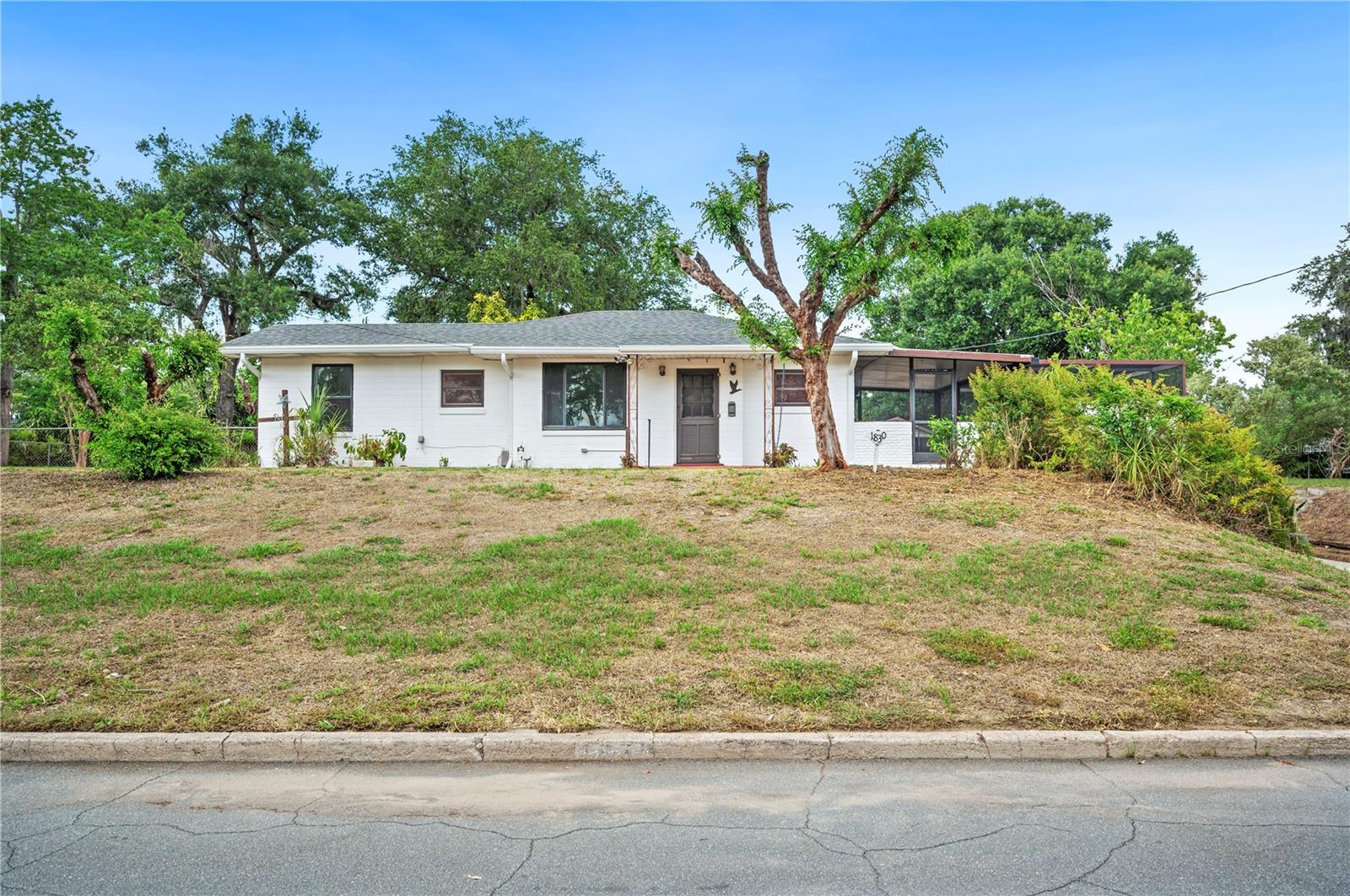 1830 Casco Property Photo 1