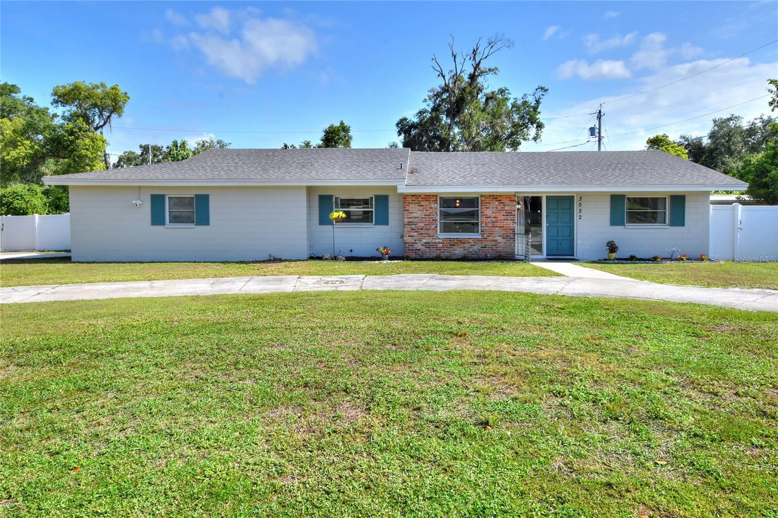 3522 Royal Ct S Property Photo 1