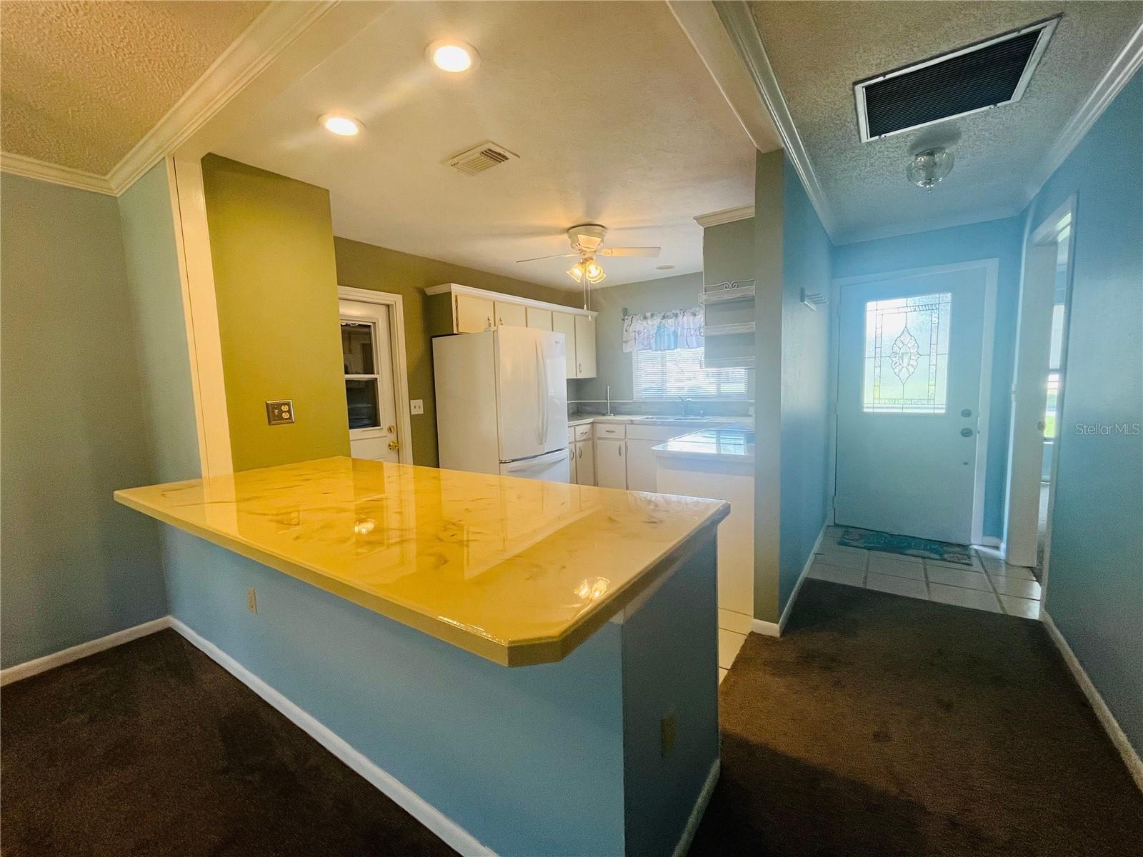 156 Parkview Cir Property Photo 7